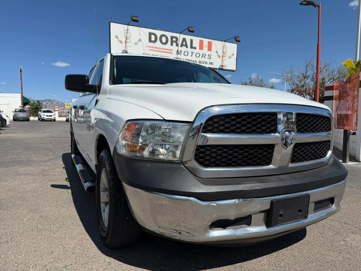 ram ram 1500 pickup 2018 1C6RR6KT1JS315524 image ram ram 1500 pickup 2018 1C6RR6KT1JS315524 image
